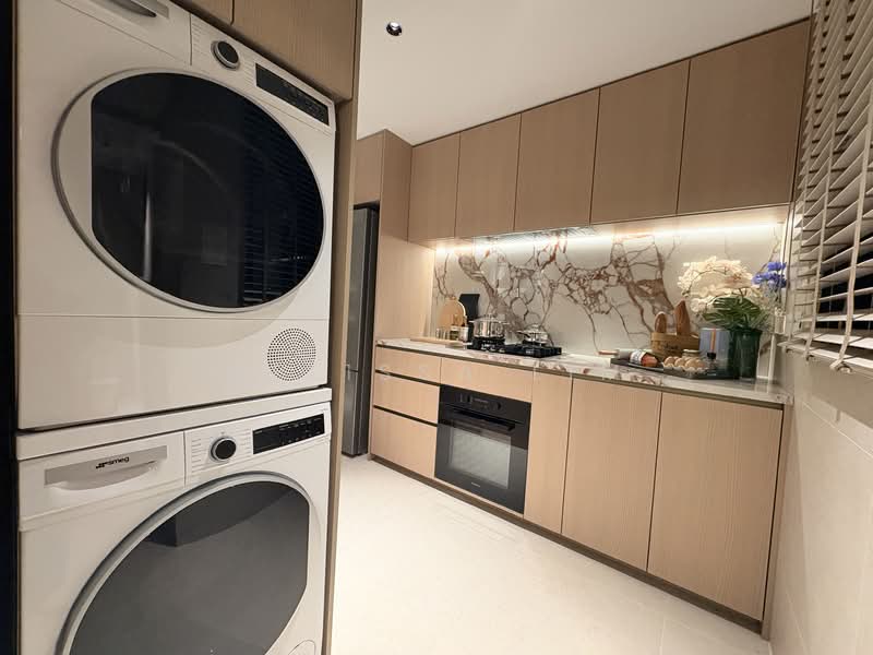 Vela Bay, Bayshore Road, 3 Bedrooms, 1,033 sqft, Condominium For Sale, by Melissa Lim, 500092567 - Kitchen - PropertyGuru.com.sg
