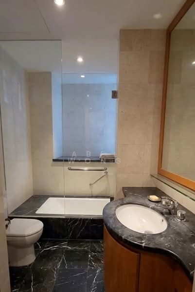 Newton Largest One Bedder Apartment For Sale at S$ 1,300,000 | PropertyGuru Singapore - Bathroom