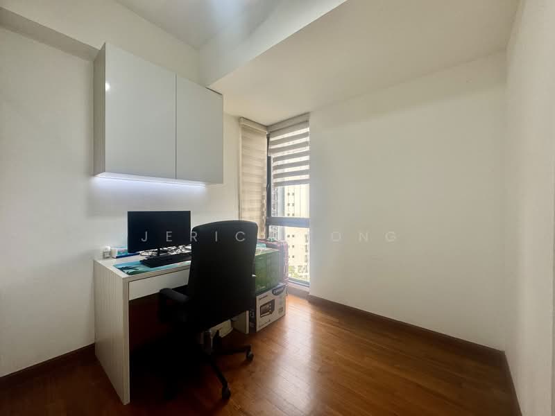 Seasons View Condominium For Sale at S$ 1,800,000 | PropertyGuru Singapore - Study