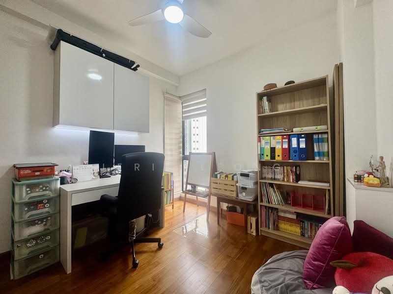 Seasons View Condominium For Sale at S$ 1,800,000 | PropertyGuru Singapore - Study