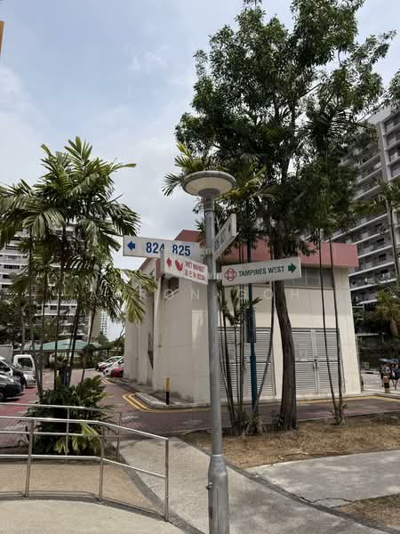 For Rent - 827 Tampines Street 81