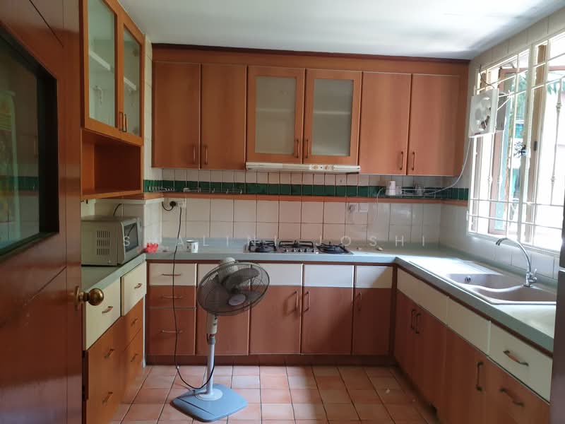 The Rivervale, 1 Rivervale Link, 3 Bedrooms, 1,303 sqft, Condominium For Rent, by SHALINI JOSHI, 500092610 - Kitchen - PropertyGuru.com.sg