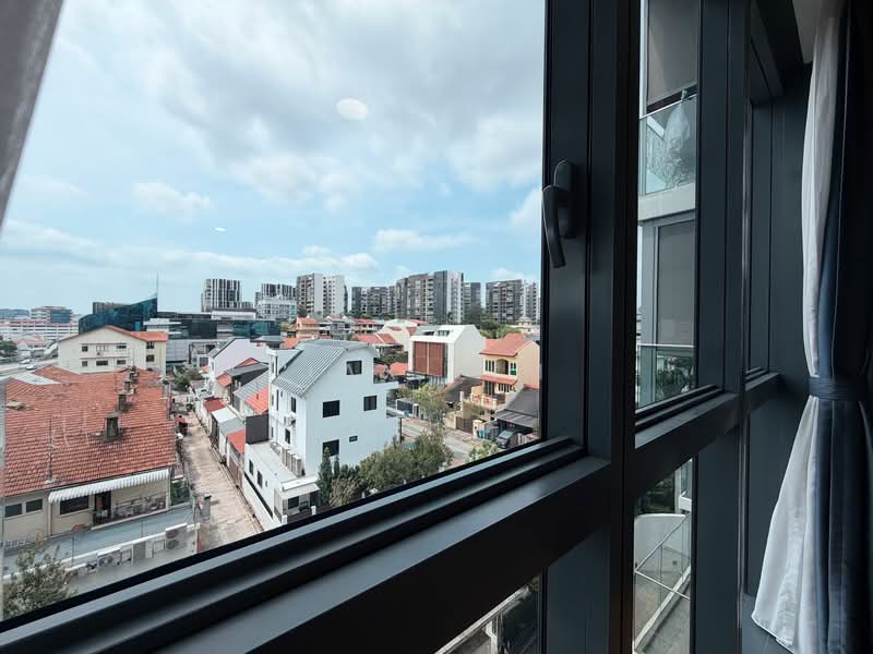 The Lilium Condominium For Sale at S$ 1,620,000 | PropertyGuru Singapore - View
