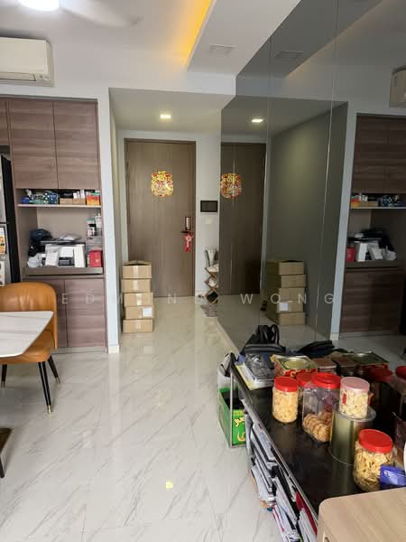 Le Quest, 6 Bukit Batok Street 41, 3 Bedrooms, 936 sqft, Condominium For Rent, by Edmond Wong, 500092630 - Entrance - PropertyGuru.com.sg