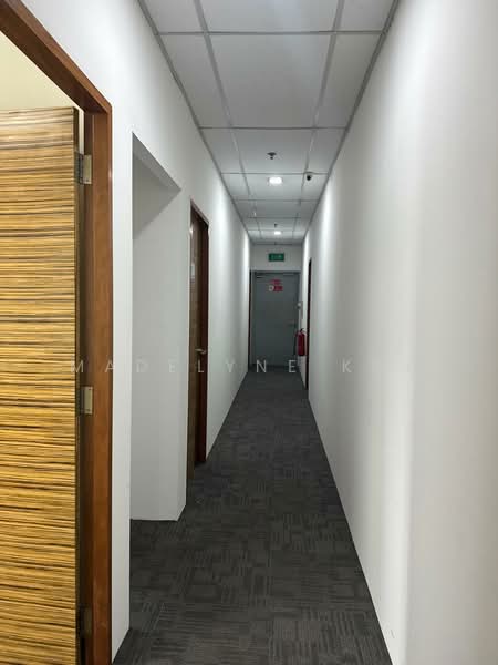 Toh Guan Centre, 21 Toh Guan Road East, 3,122 sqft, Factory / Workshop (B2) For Sale, by Madelyne Kok, 500092647 - Corridor - CommercialGuru.com.sg