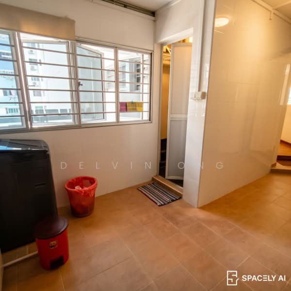 115 Bukit Batok West Avenue 6 HDB Flat For Sale at S$ 920,000 | PropertyGuru Singapore - Balcony