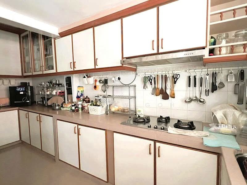 ⭐️GEM PICK⭐️$16XXPSF⭐️BIG LAND FOR CORNER TERRACE⭐️精选推荐⭐️ Corner Terrace For Sale at S$ 5,800,000 | PropertyGuru Singapore - Kitchen