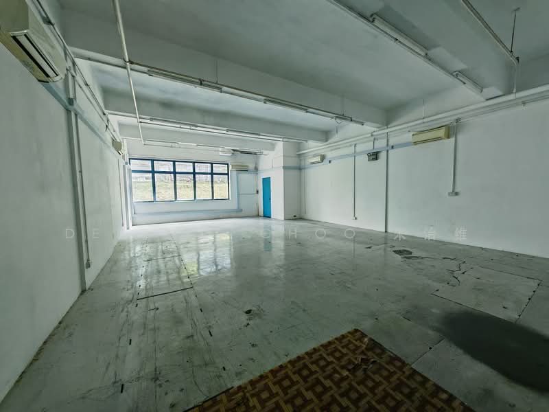 Woodlands Industrial Park E1, , 998 sqft, Factory / Workshop (B2) For Rent, by Derrick Choo 朱治维, 500092676 - Interior - CommercialGuru.com.sg