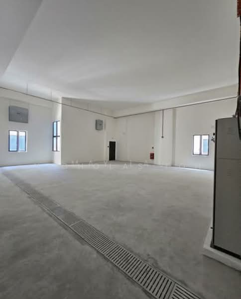 Tagore 23 Warehouse, 23 Tagore Lane, 1,173 sqft, Light Industrial (B1) For Rent, by Nicholas Toh, 500092678 - Interior - CommercialGuru.com.sg