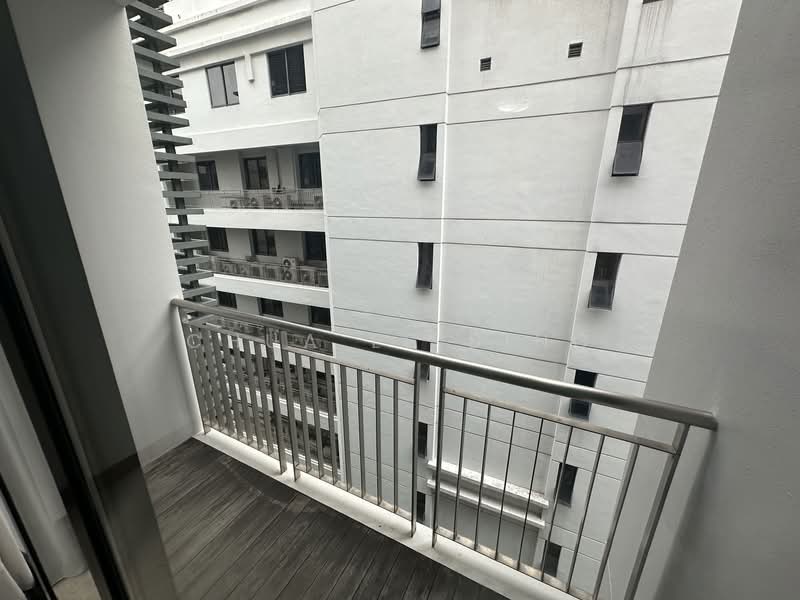 One Oxley Rise, 1 Oxley Rise, 1 Bedroom, 710 sqft, Apartment For Rent, by Chua Le Bing, 500092692 - Balcony - PropertyGuru.com.sg