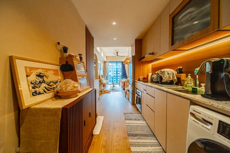 Parc Riviera Condominium For Sale at S$ 1,418,000 | PropertyGuru Singapore - Kitchen