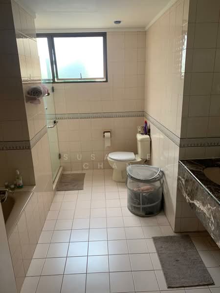 Morimasa Garden, 11 Gilstead Road, 3 Bedrooms, 1,851 sqft, Condominium For Rent, by Susanne Chan, 500092702 - Master Bathroom - PropertyGuru.com.sg