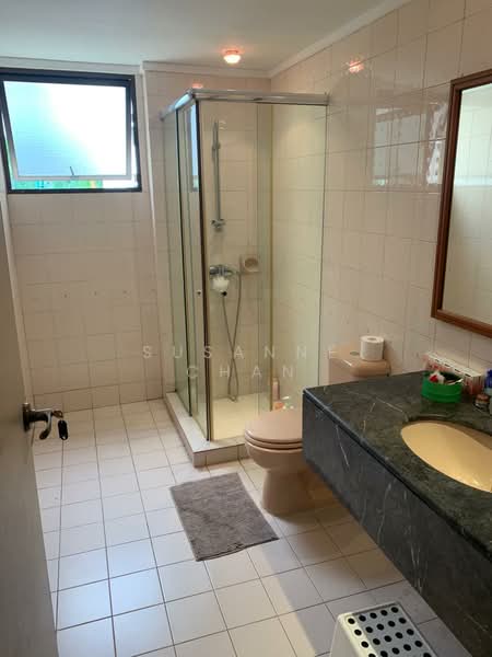 Morimasa Garden, 11 Gilstead Road, 3 Bedrooms, 1,851 sqft, Condominium For Rent, by Susanne Chan, 500092702 - Common Bathroom - PropertyGuru.com.sg