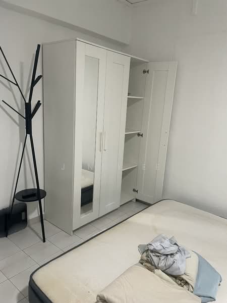 112 Bukit Batok West Avenue 6, 112 Bukit Batok West Avenue 6, 2 Bedrooms, 1,119 sqft, HDB Flat For Rent, by Jenny Ee, 500092707 - Bedroom - PropertyGuru.com.sg