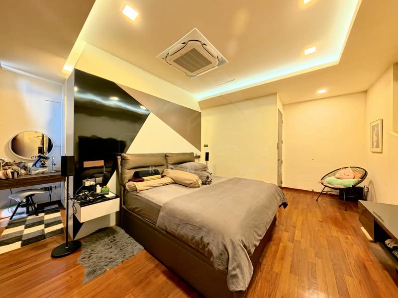 ❤️ IDEAL HOME NEAR MULTIPLE SCHOOLS IN D15 FRANKEL!, Frankel / Jedburgh / Roseburn, 4 Bedrooms, 3,700 sqft, Terraced House For Sale, by Li Rong Teh, 500092716 - Bedroom - PropertyGuru.com.sg