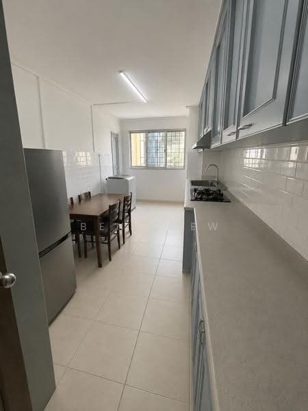 123 Bedok Reservoir Road, 123 Bedok Reservoir Road, Bedok / Upper East Coast, 3 Bedrooms, 904 sqft, HDB Flat For Sale, by Ben Chew, 500092719 - Kitchen - PropertyGuru.com.sg