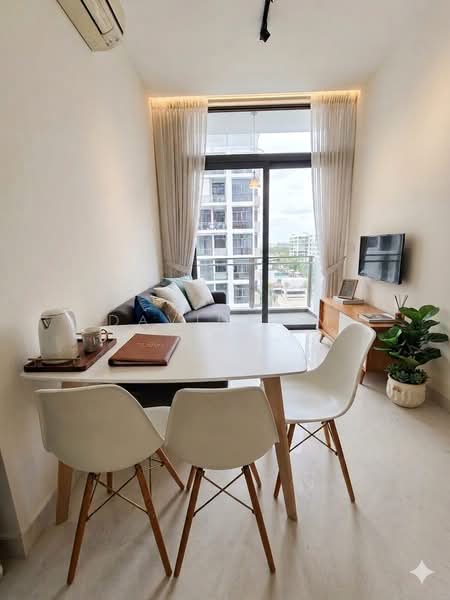 Urban Vista, 2 Tanah Merah Kechil Link, 1 Bedroom, 441 sqft, Condominium For Rent, by David Lim 林伟达, 500092722 - Living Room - PropertyGuru.com.sg