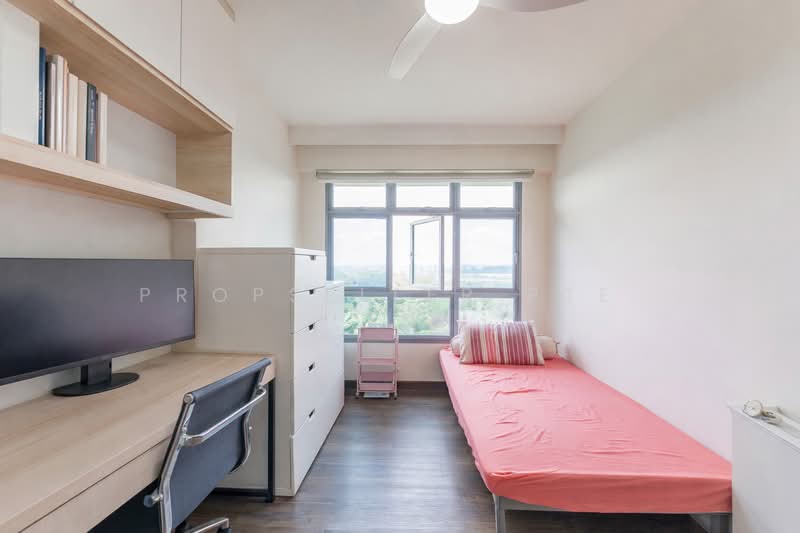 476B Upper Serangoon View HDB Flat For Sale at S$ 998,000 | PropertyGuru Singapore - Bedroom