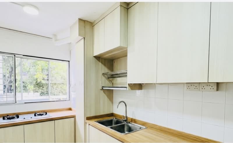 115 Bedok Reservoir Road, 115 Bedok Reservoir Road, 3 Bedrooms, 1,615 sqft, HDB Flat For Sale, by Emily Goh, 500092744 - Kitchen - PropertyGuru.com.sg