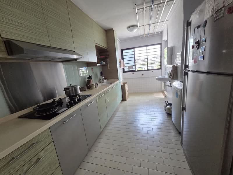 232 Tampines Street 21, 232 Tampines Street 21, Room Rental, 110 sqft, HDB Flat For Rent, by Elaine Tay, 500092751 - PropertyGuru.com.sg