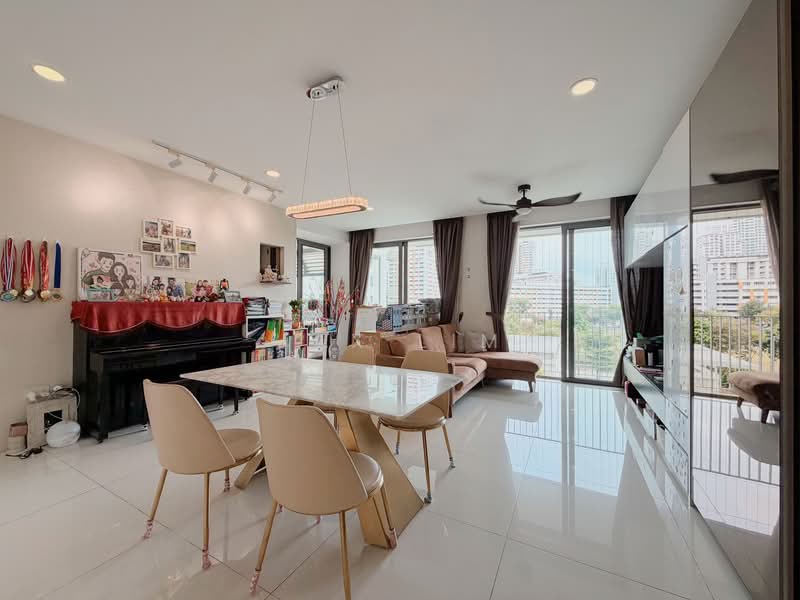 Sky Habitat Condominium For Sale at S$ 2,750,000 | PropertyGuru Singapore - Living Room
