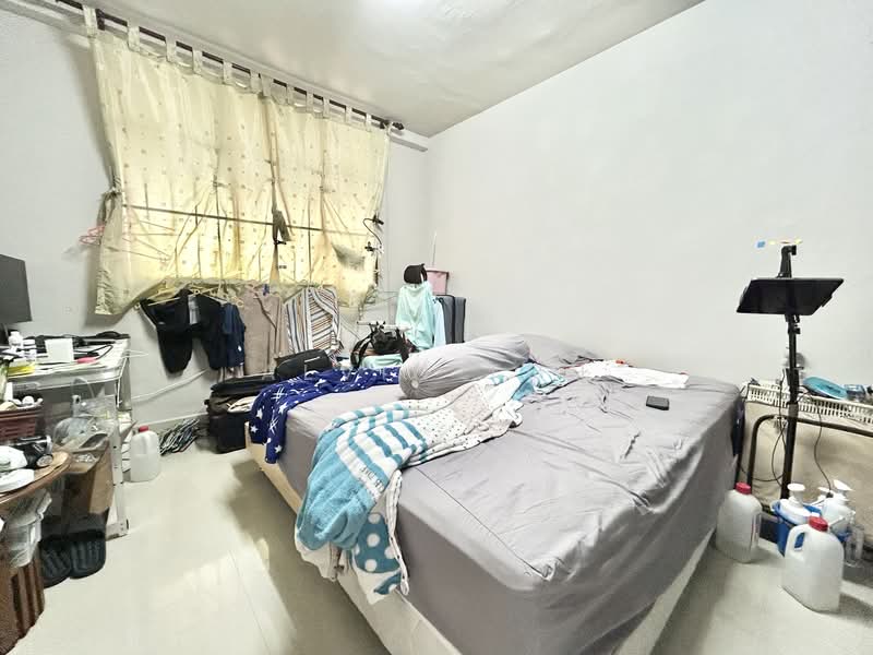 347 Woodlands Avenue 3, 347 Woodlands Avenue 3, 3 Bedrooms, 904 sqft, HDB Flat For Rent, by Alvin Toh, 500092771 - Bedroom - PropertyGuru.com.sg