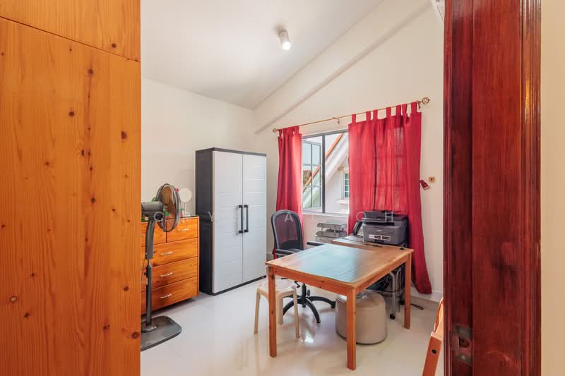 Sembawang Hills Estate Semi-Detached House For Sale at S$ 6,200,000 | PropertyGuru Singapore - Study