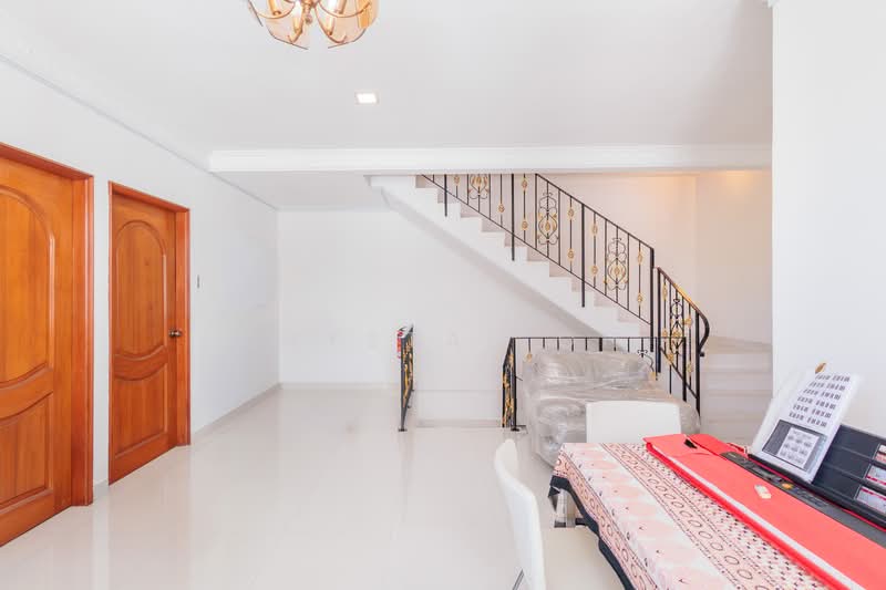 Sembawang Hills Estate Semi-Detached House For Sale at S$ 6,200,000 | PropertyGuru Singapore - Interior