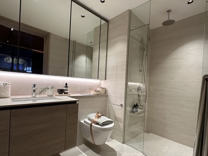 Narra Residences Condominium For Sale at S$ 1,227,000 | PropertyGuru Singapore - Bathroom