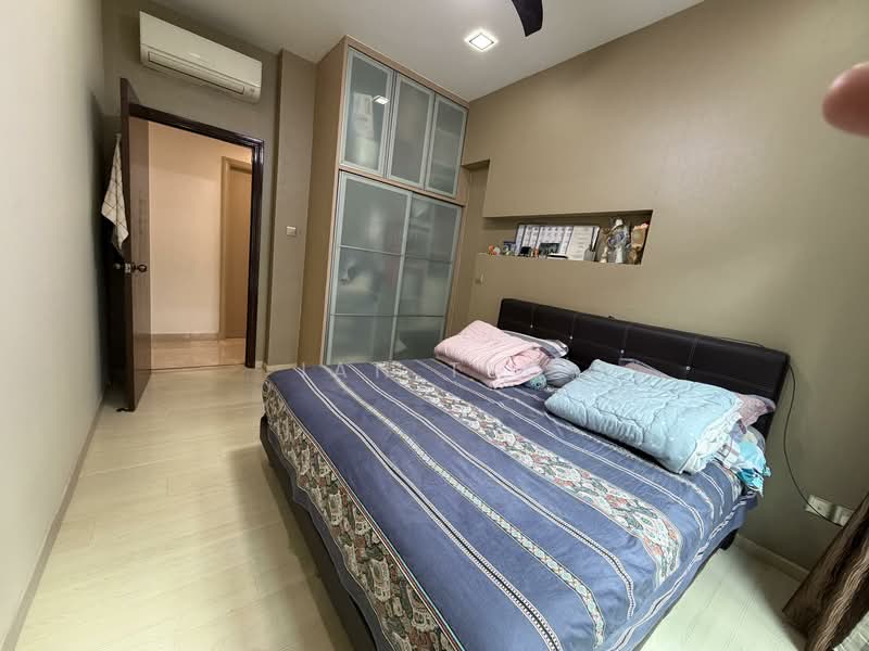 Guilin View Condominium For Sale at S$ 1,650,000 | PropertyGuru Singapore - Bedroom