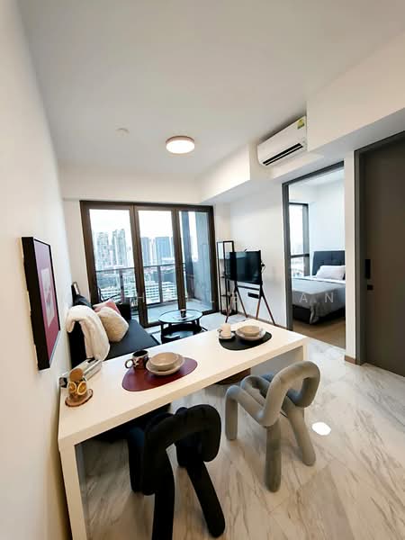 The Landmark, 173 Chin Swee Road, 1 Bedroom, 517 sqft, Condominium For Rent, by Michelle Tan, 500092794 - Living Room - PropertyGuru.com.sg