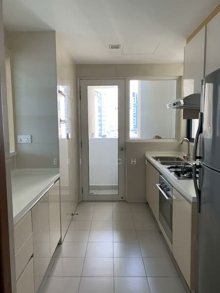 City Square Residences, 10 Kitchener Link, 2 Bedrooms, 872 sqft, Condominium For Rent, by Eric Chia, 500092795 - Kitchen - PropertyGuru.com.sg