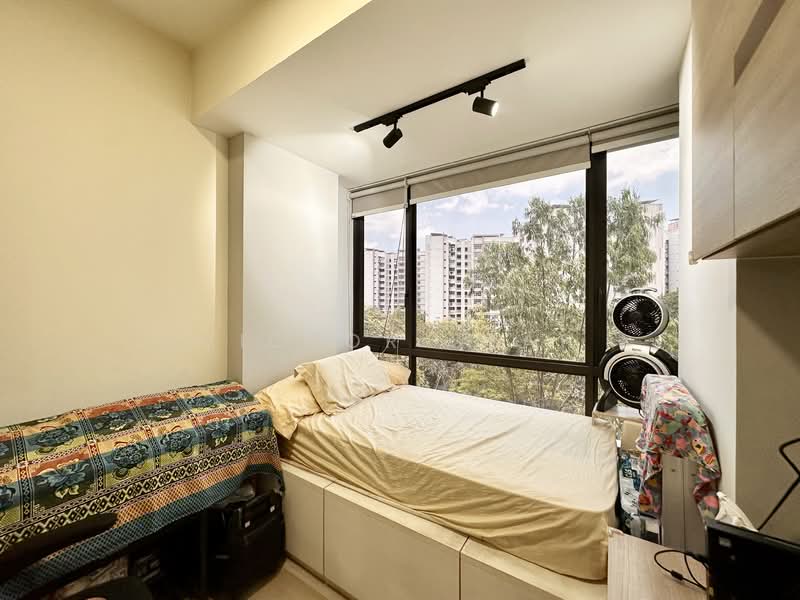D'Nest Condominium For Sale at S$ 1,460,000 | PropertyGuru Singapore - Bedroom