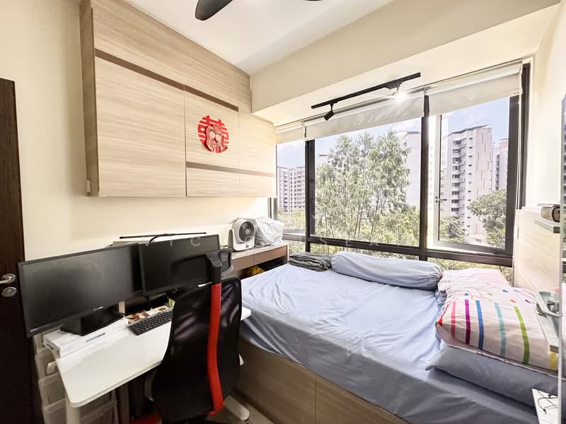 D'Nest Condominium For Sale at S$ 1,460,000 | PropertyGuru Singapore - Bedroom