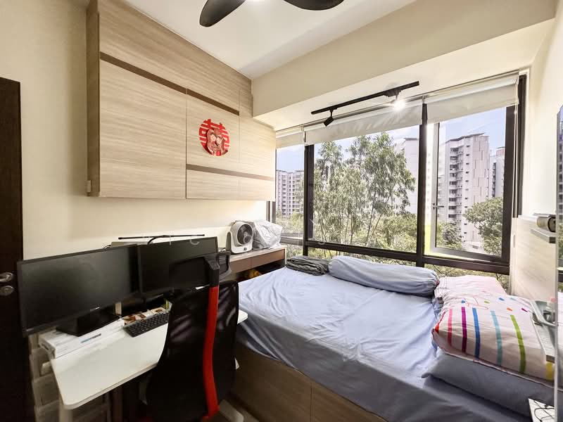 D'Nest Condominium For Sale at S$ 1,460,000 | PropertyGuru Singapore - Bedroom