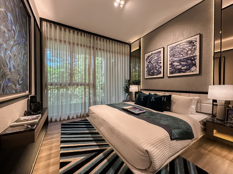 From $2.2k PSF 5-Bed 5-Bath in District 5 with Large Floor Size Condominium For Sale at S$ 3,906,000 | PropertyGuru Singapore - Master Bedroom