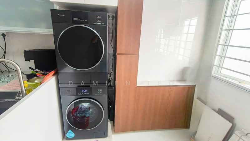 909 Tampines Avenue 4, 909 Tampines Avenue 4, Room Rental, 180 sqft, HDB Flat For Rent, by Damien Teo, 500092819 - Interior - PropertyGuru.com.sg