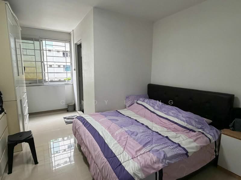 813 Jurong West Street 81 HDB Flat For Sale at S$ 530,000 | PropertyGuru Singapore - Bedroom
