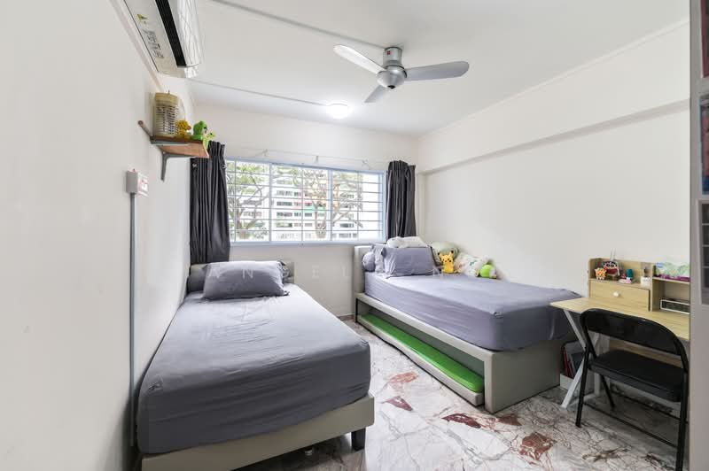 15 Eunos Crescent HDB Flat For Sale at S$ 750,000 | PropertyGuru Singapore - Bedroom