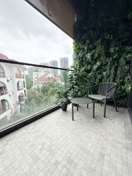 Jervois Prive Condominium For Sale at S$ 2,135,000 | PropertyGuru Singapore - Balcony
