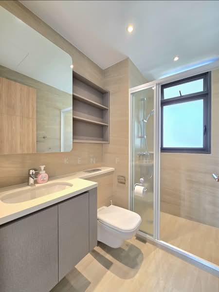 Hundred Palms Residences Executive Condominium For Sale at S$ 2,800,000 | PropertyGuru Singapore - Bathroom