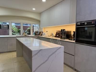 For Sale - ⭐️⭐️Landed7772@ Semi-D @Florida Park 9227.7772