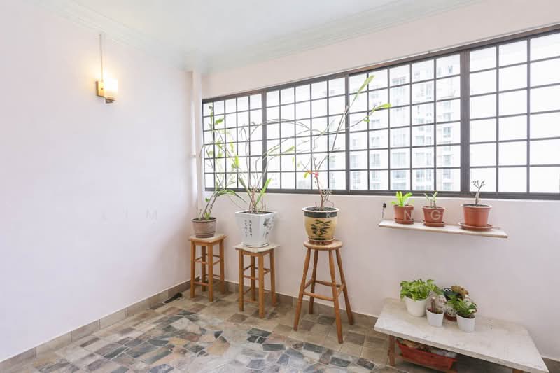 154 Gangsa Road HDB Flat For Sale at S$ 818,000 | PropertyGuru Singapore - Balcony