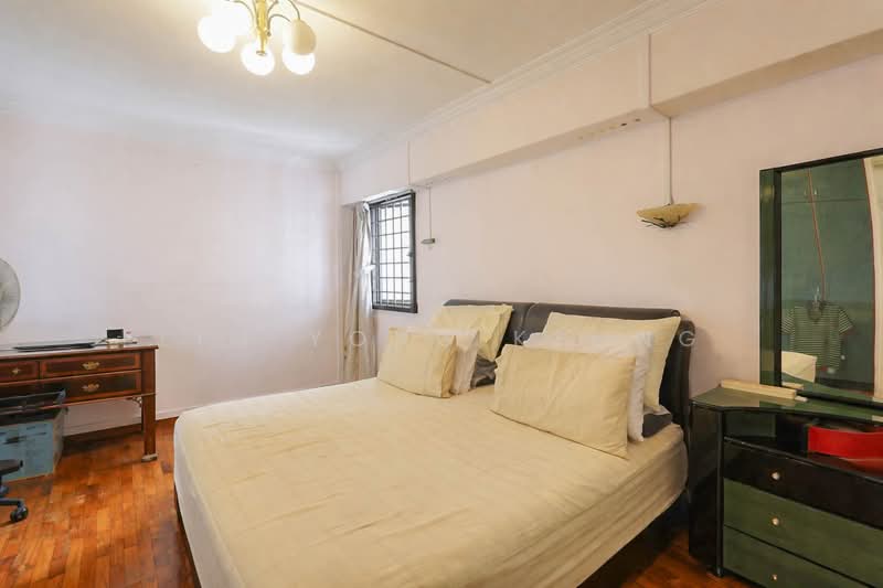 154 Gangsa Road HDB Flat For Sale at S$ 818,000 | PropertyGuru Singapore - Bedroom