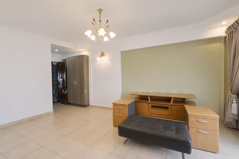 154 Gangsa Road, 154 Gangsa Road, 3 Bedrooms, 1,302 sqft, HDB Flat For Sale, by Lim Yong Keong, 500092853 - Living Room - PropertyGuru.com.sg
