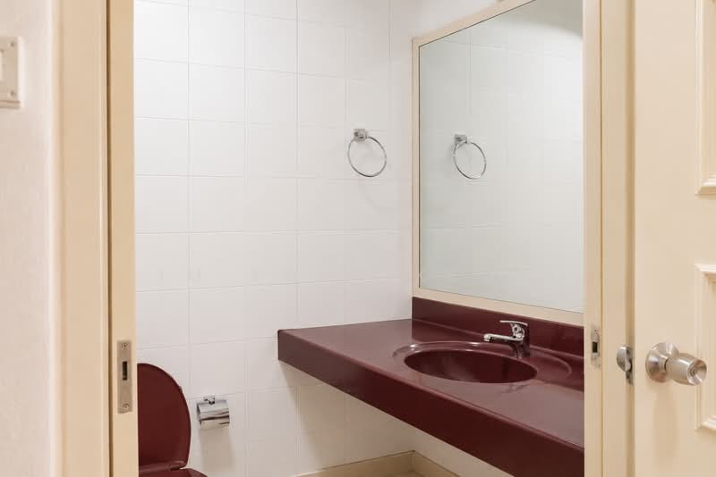 154 Gangsa Road, 154 Gangsa Road, 3 Bedrooms, 1,302 sqft, HDB Flat For Sale, by Lim Yong Keong, 500092853 - Bathroom - PropertyGuru.com.sg