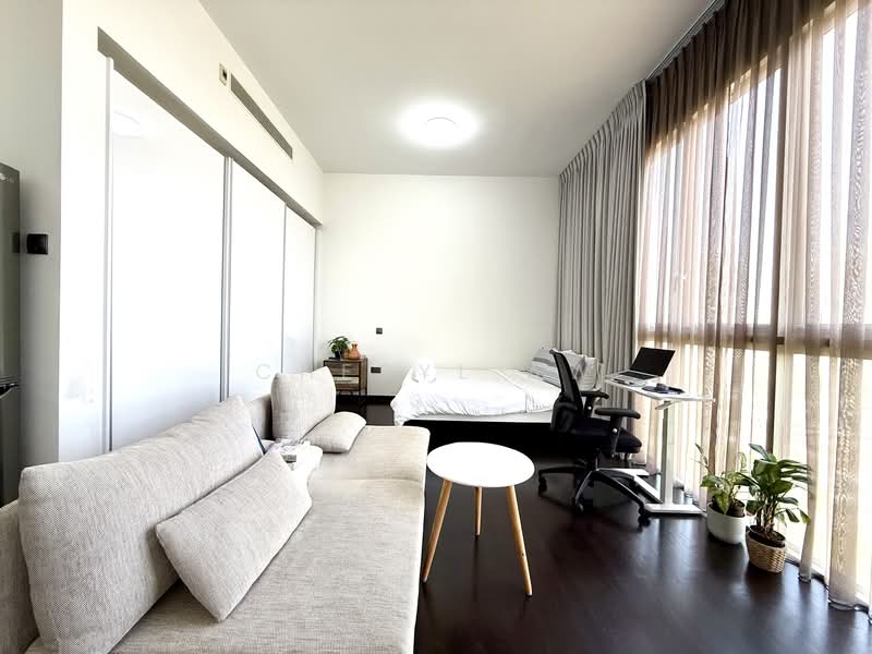 Kallang Riverside Condominium For Sale at S$ 3,450,000 | PropertyGuru Singapore - Spacious To Be Used as Private Suite