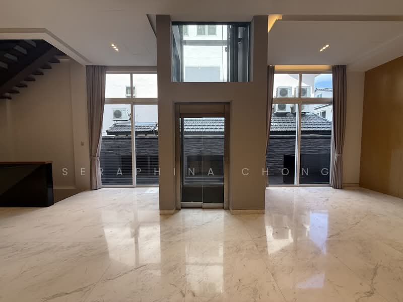 ⭐️WIDE FRONTAGE⭐️WELL-BUILT SEMI-D❤️1KM NYPS & RGPS Semi-Detached House For Sale at S$ 15,000,000 | PropertyGuru Singapore - Interior