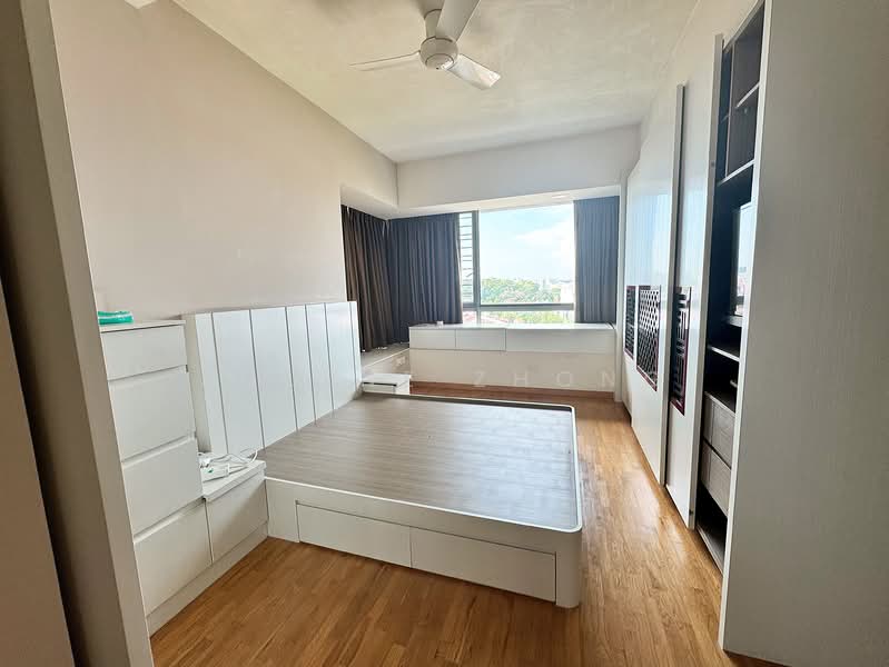 Double Bay Residences, 21B Simei Street 4, 4 Bedrooms, 1,561 sqft, Condominium For Rent, by Jolene Zhong, 500092864 - Bedroom - PropertyGuru.com.sg