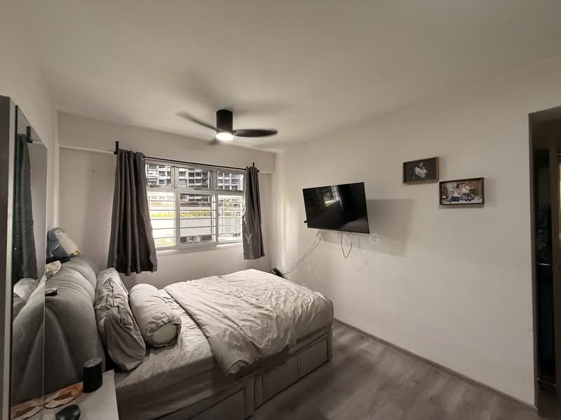 140A Corporation Drive HDB Flat For Sale at S$ 860,000 | PropertyGuru Singapore - Bedroom